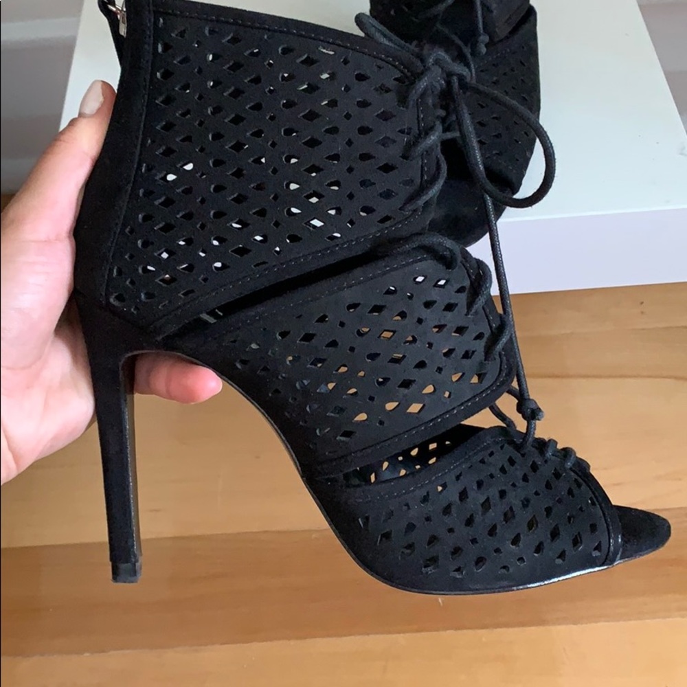 Zara // lace up heels